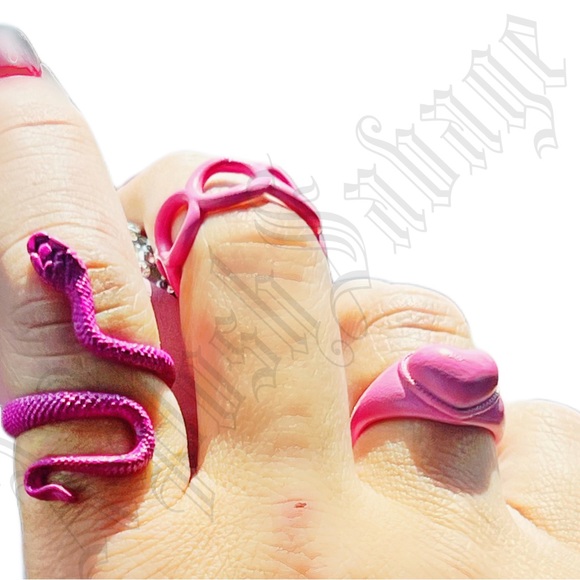 Snake & Heart Three Ring Set - Picture 4 of 4